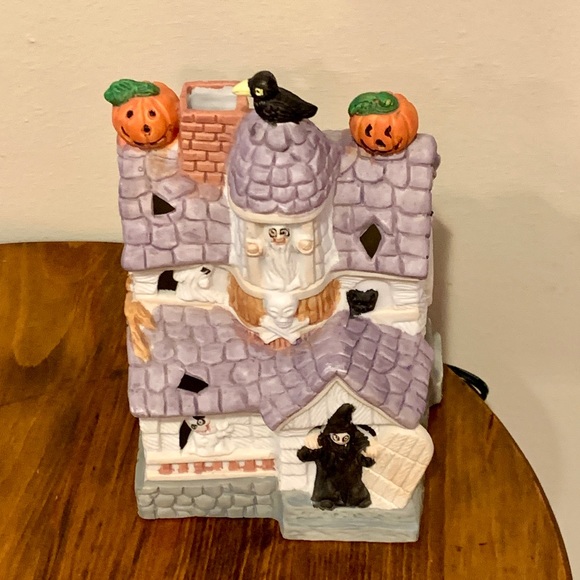 Prettique Creepy Cottage Halloween Lamp Haunted House Witch Pumpkins Ghosts 1991 - Picture 4 of 10